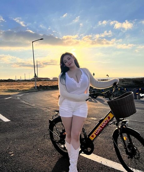 Jung Hye Bin leaked nude onlyfans