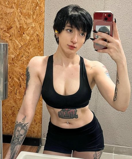 Akemy Sama onlyfans naked