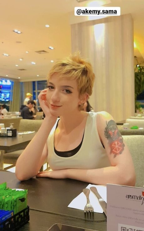 Akemy Sama on onlyfans