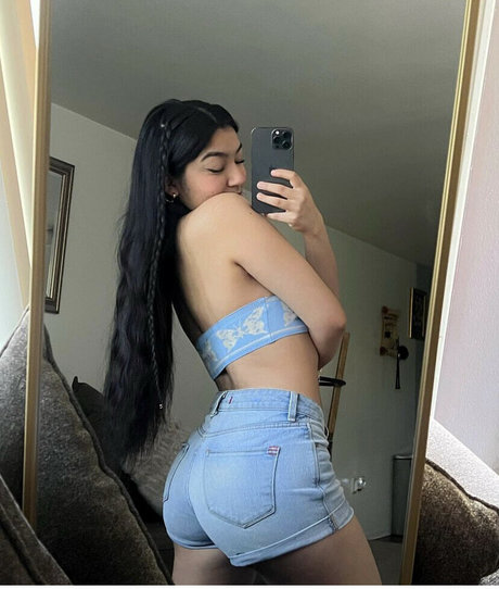 Jackie Ybarra en onlyfans