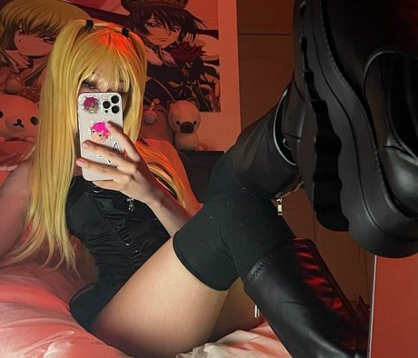 amuwestwood nude leak onlyfans