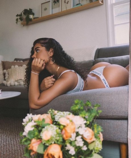 Malaika Terry onlyfans tits