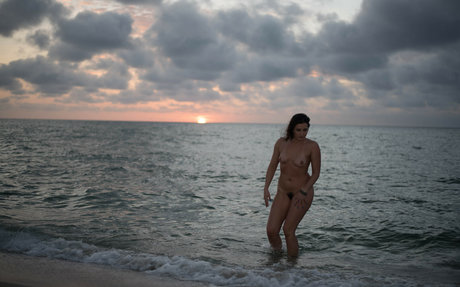 Helena Price onlyfans model photo