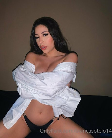 Bianca Sotelo onlyfans leajs