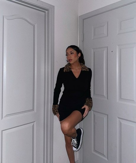 Bianca Sotelo onlyfans strip