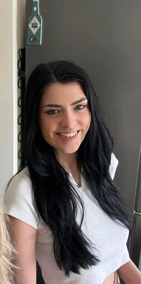 Olivia Forsbrook onlyfans archives