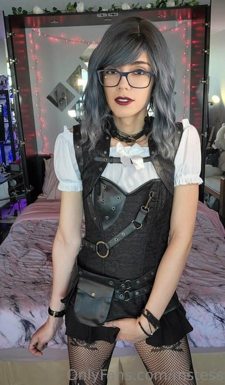 Mstess naked on onlyfans