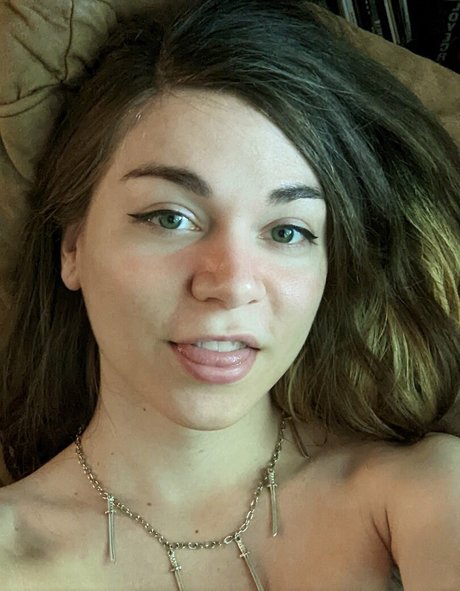 oncloud e onlyfans model