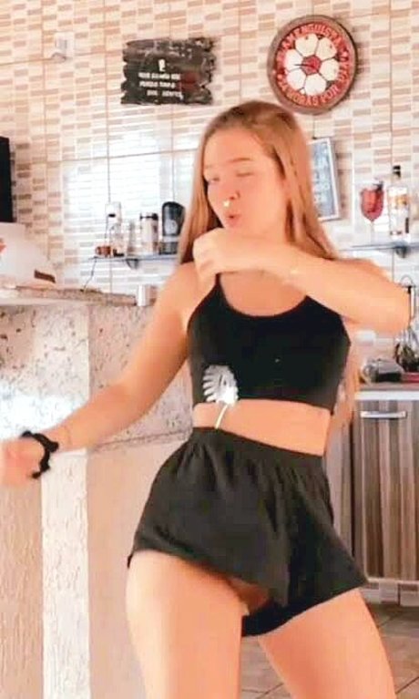 Melissa Mel Maia onlyfans nude content