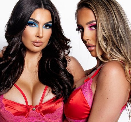 Jessica McKay onlyfans strip