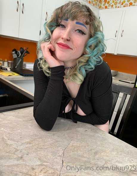 bluu929 onlyfans creator