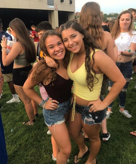 Julia Olivia onlyfans leak naked