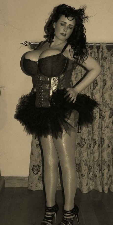 Princess Spyderlily onlyfans free