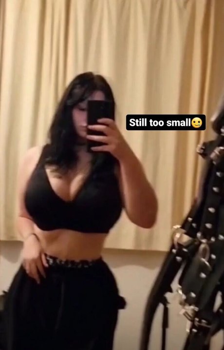 thethreeheadedsnake onlyfans hot