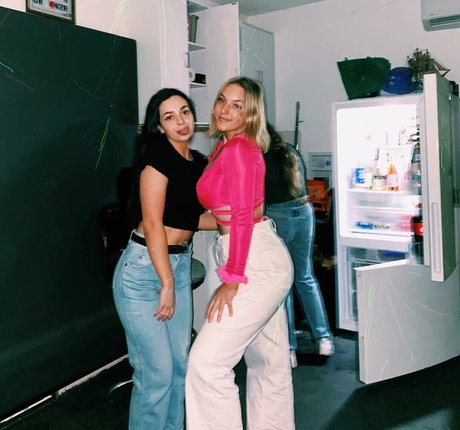 Alanna Pow onlyfans leaked porn