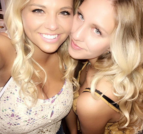 McKenna DeMoe onlyfans model images