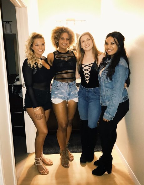 McKenna DeMoe onlyfans leaks