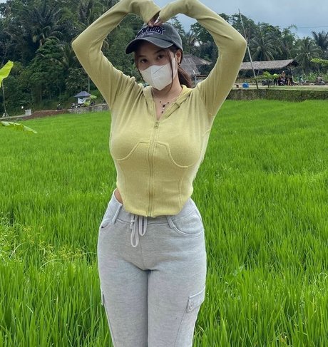 Elvara Caliva leaked onlyfans sextape