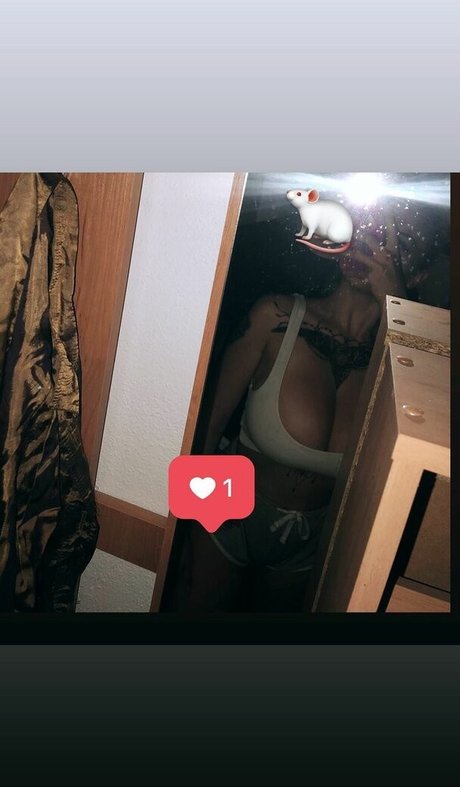 suzizvonar leaked onlyfans pics