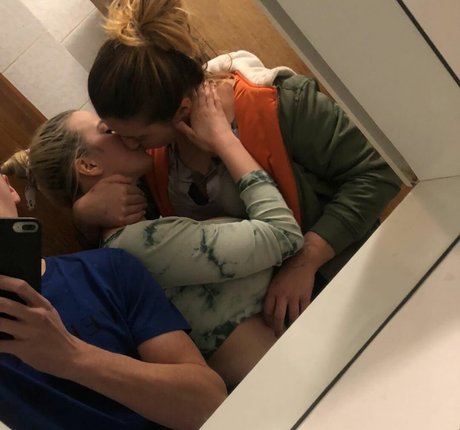 suzizvonar only fans free