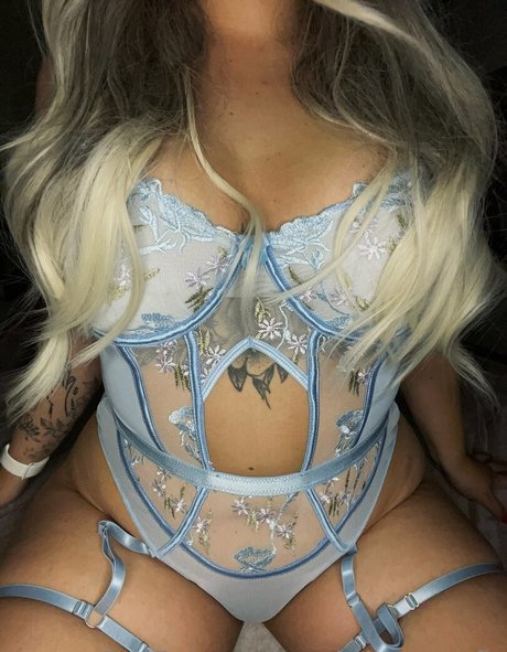 peachybooty sofia tits onlyfans