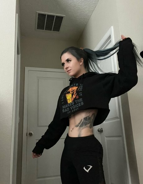 Shelby Dueitt onlyfans nude pictures