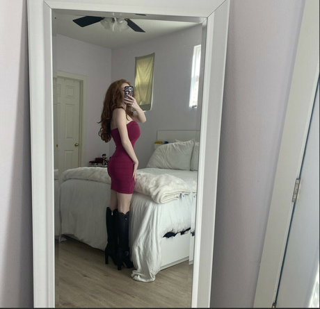 Francesca Capaldi only fans nude leaks