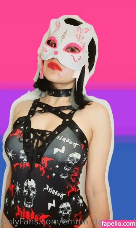 emma darkmetal onlyfans boobs