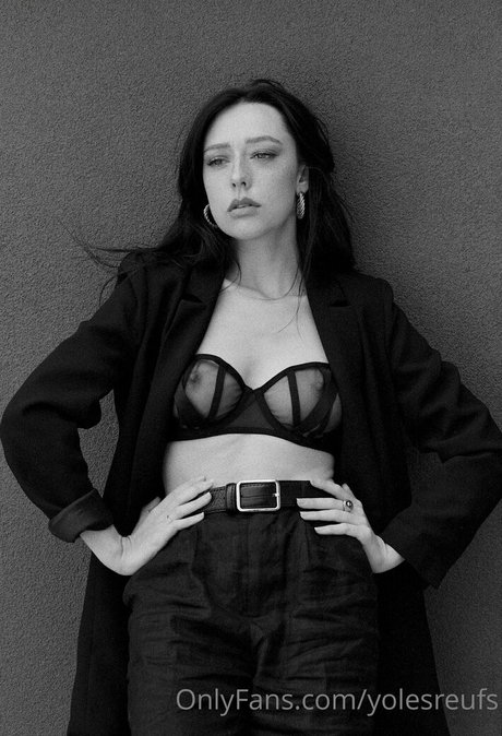 yolesreufs boobs onlyfans