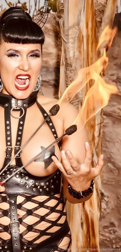 cheerleadermelissa onlyfans posts