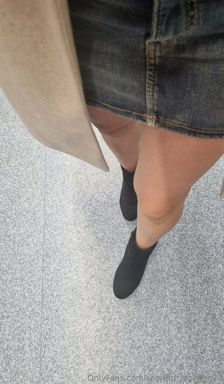 scarlett johnson24 only fans leaks