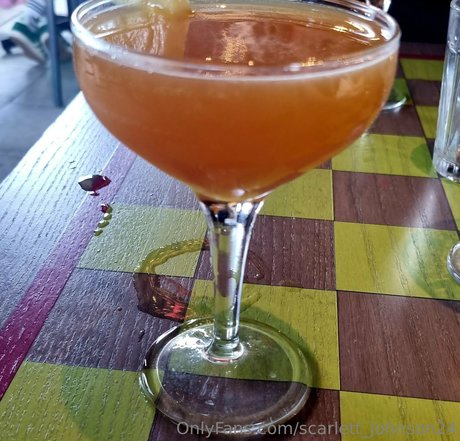 scarlett johnson24 boobs onlyfans