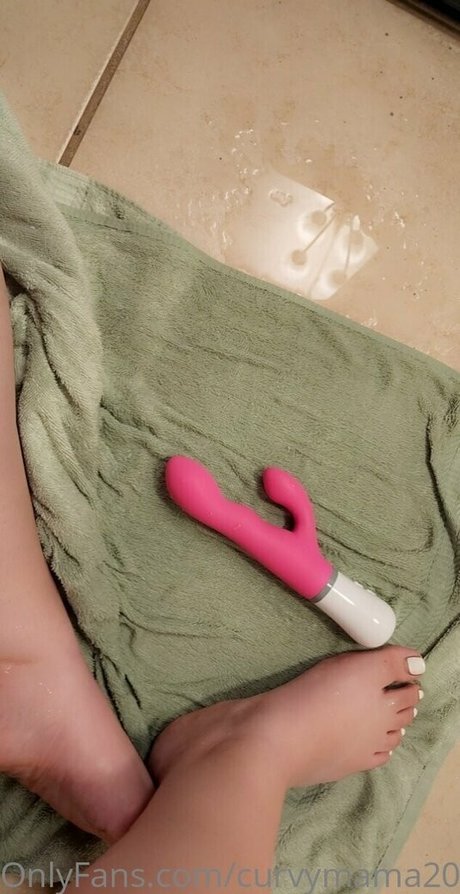 curvymama2021 onlyfans naked