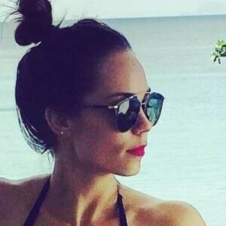 Laura Vandervoort onlyfans free content