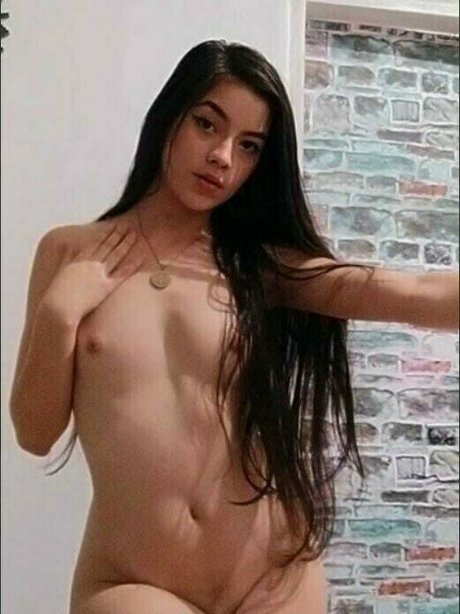 lily charming Profile pic