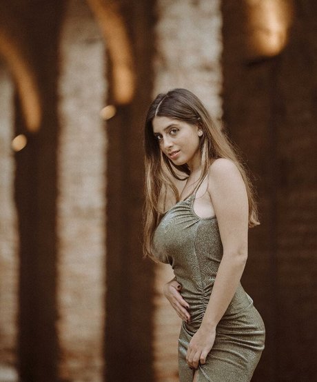 Giusy Piazza onlyfans model photos