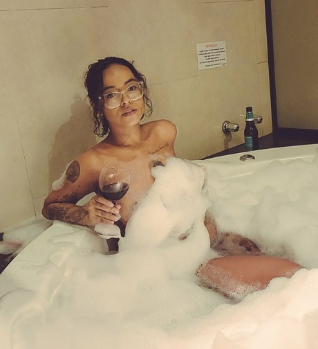 Bruna Santiago onlyfans uncensored