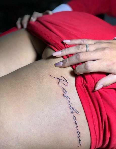 paolavegaoficial fans only