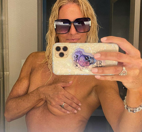 Brooke Baker onlyfans pictures