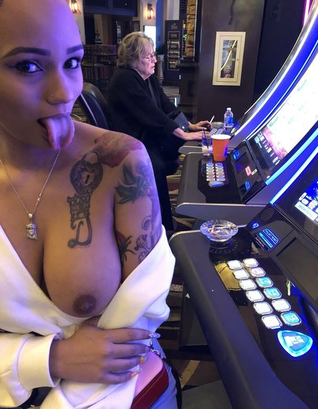 Redroselacubana free onlyfans