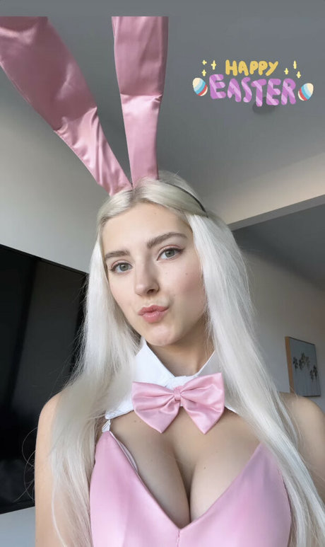 Eva Elfie nude onlyfans leaks