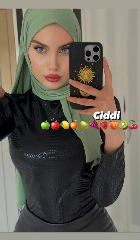 sariikubraa fans only