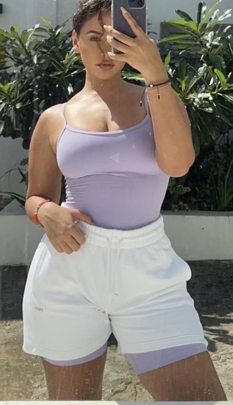 Catherine Mcbroom onlyfans pictures