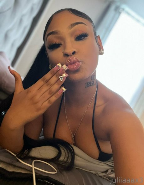 yell0wp0rntapez onlyfans strip