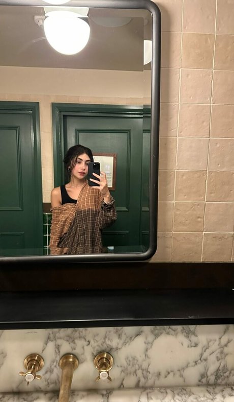 Alexa Mansour onlyfans leaks sex