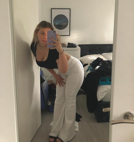 Isabella Dorta onlyfans xxx