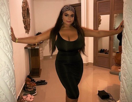 iloveteniah only fans porn