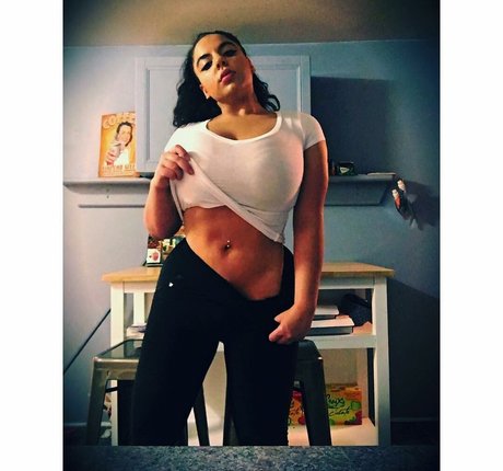 iloveteniah onlyfans free