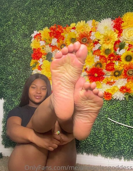 melaninsolesgoddess onlyfans leaks.