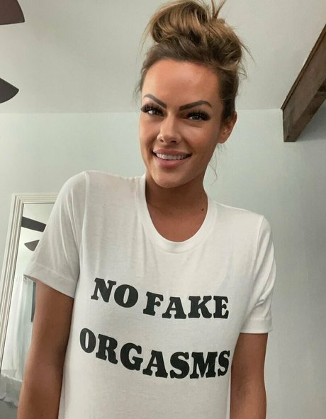 milanariccifree onlyfans leajs